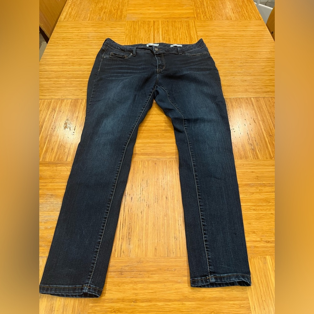 Jessica Simpson skinny jeans